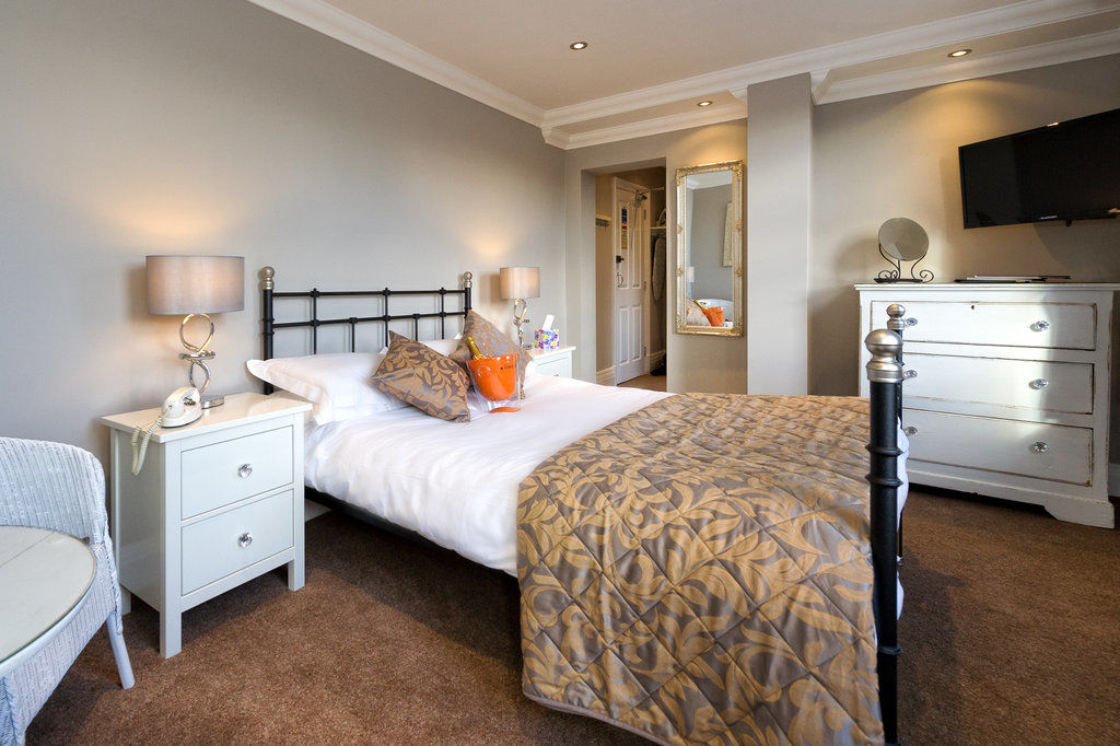Cheshire Hospitality Ltd T\/A Lennox Lea Studios & Apartments Sale Extérieur photo